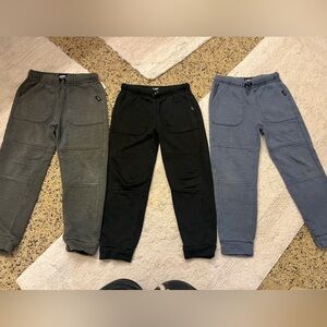 Lot of Lee XS 5/6 joggers: gray/black/blue